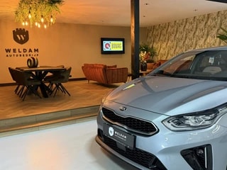 Thumbnail Mobil 8
