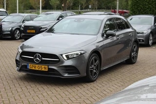 Thumbnail Mobil 6