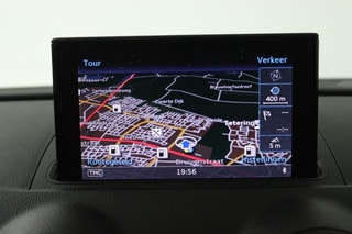 Thumbnail Mobil 7