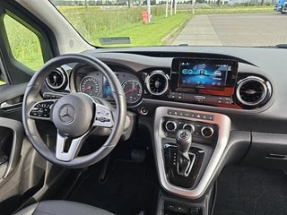 Thumbnail Mobil 8