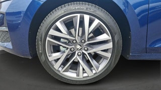 Thumbnail Mobil 10