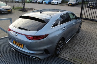 Thumbnail Mobil 6