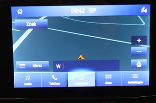 Thumbnail Mobil 4