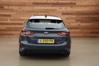 Thumbnail Mobil 4