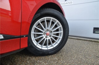 Thumbnail Mobil 5
