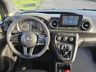 Thumbnail Mobil 8