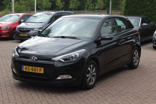 Thumbnail Mobil 6