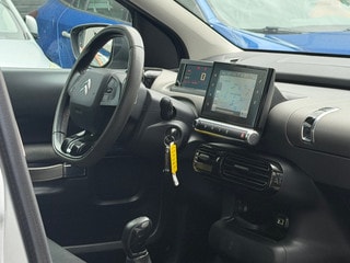 Thumbnail Mobil 6