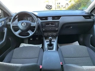 Thumbnail Mobil 5