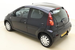 Thumbnail Mobil 4