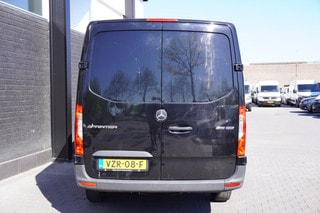 Thumbnail Mobil 7