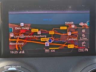 Thumbnail Mobil 8