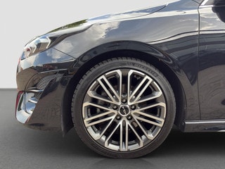 Thumbnail Mobil 6