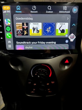 Thumbnail Mobil 10