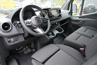 Thumbnail Mobil 4