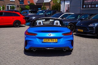 Thumbnail Mobil 9