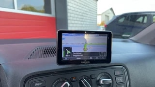 Thumbnail Mobil 8