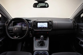 Thumbnail Mobil 4