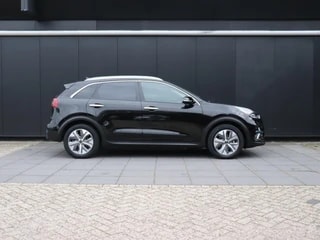 Thumbnail Mobil 4