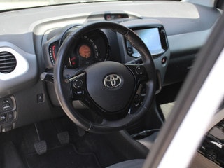 Thumbnail Mobil 4