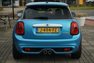 Thumbnail Mobil 8