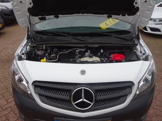 Thumbnail Mobil 8