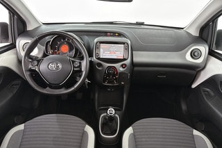 Thumbnail Mobil 6