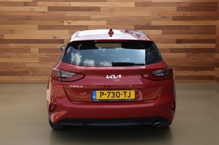 Thumbnail Mobil 4