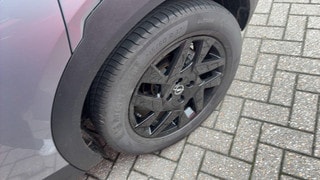 Thumbnail Mobil 4