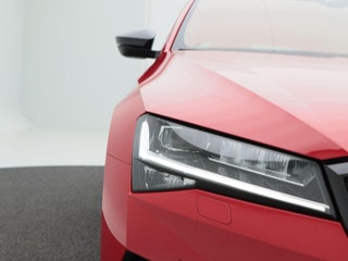 Thumbnail Mobil 10