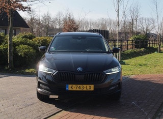Thumbnail Mobil 6