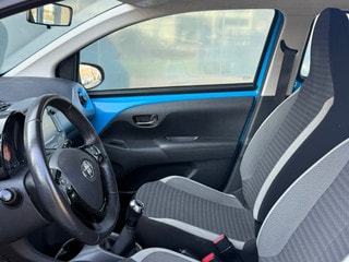 Thumbnail Mobil 9