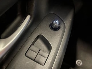 Thumbnail Mobil 10