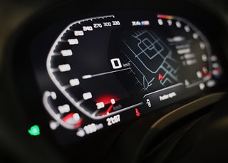 Thumbnail Mobil 8