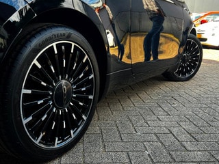 Thumbnail Mobil 4