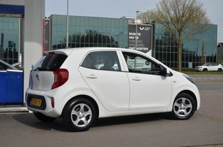 Thumbnail Mobil 7
