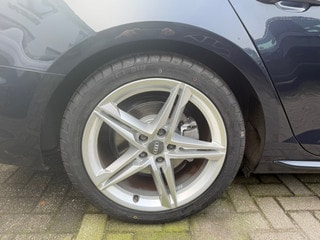 Thumbnail Mobil 9
