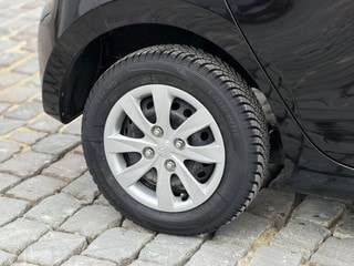 Thumbnail Mobil 6