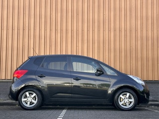 Thumbnail Mobil 4