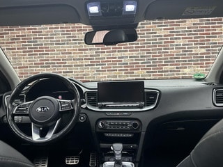 Thumbnail Mobil 8
