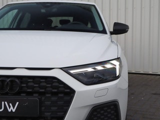 Thumbnail Mobil 9