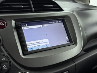 Thumbnail Mobil 7