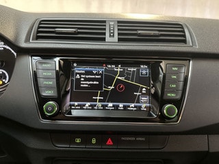 Thumbnail Mobil 7