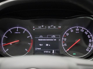 Thumbnail Mobil 8