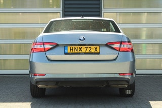 Thumbnail Mobil 9