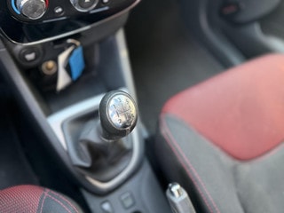 Thumbnail Mobil 6
