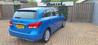 Thumbnail Mobil 7