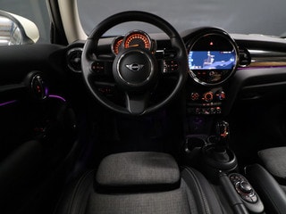 Thumbnail Mobil 9