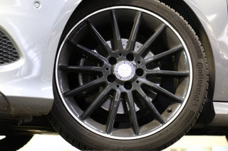 Thumbnail Mobil 4