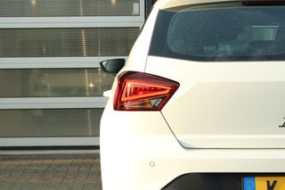 Thumbnail Mobil 10
